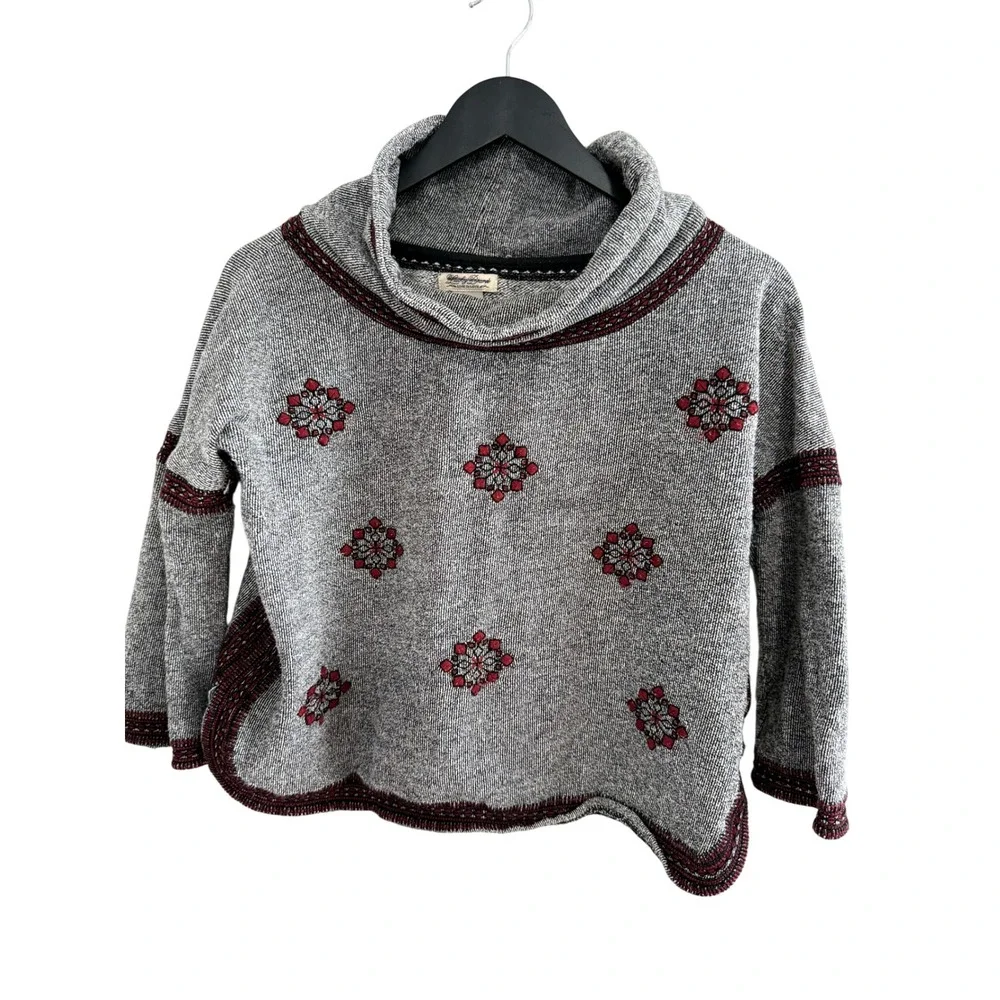 Lucky Brand Embroidered Cowl Neck Sweater Size S Grey Red Boho EUC